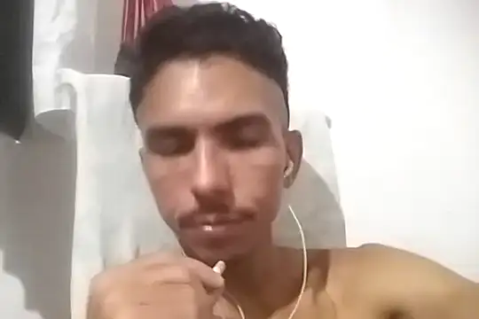 MagrinhoSaradoo online show from March 3, 5:39 pm