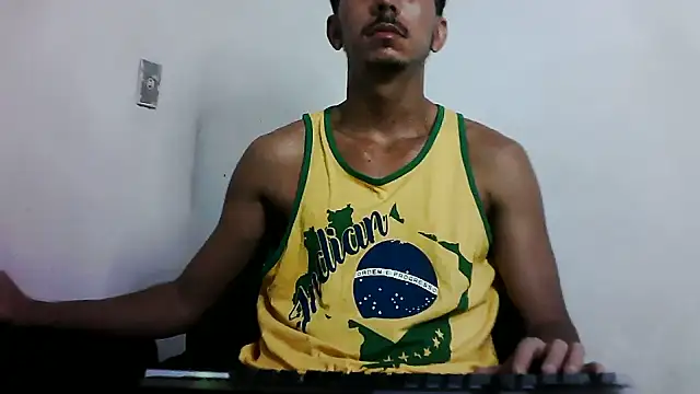 MagrinhoSaradoo online show from July 4, 3:56 am