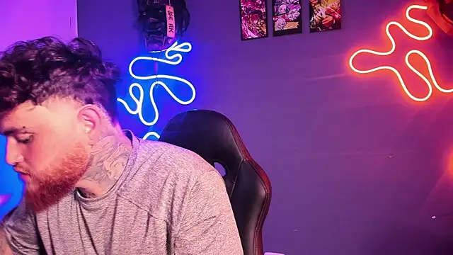 Ragnar Larssen online show from February 11, 3:22 am