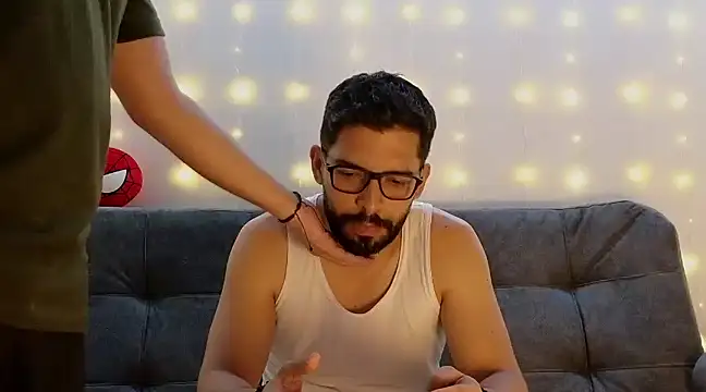 Snapshot of ErickBrant chatting on January 15, 3:22 am ErickBrant online show from January 15, 3:22 am