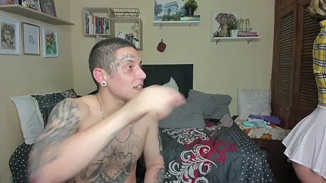 Blondandtattoofaced online show from February 27, 7:23 am