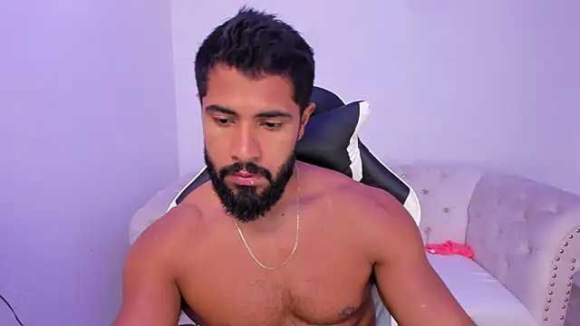 Santiago huntt online show from November 25, 12:49 pm