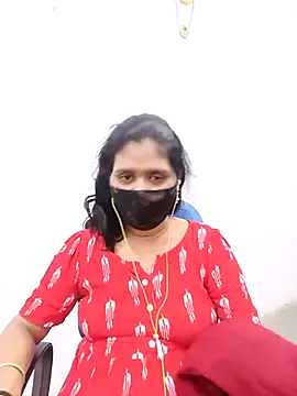 Lucky-Deepthi online show from February 19, 12:35 am