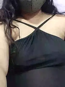 Snapshot of BigAssSarah chatting on January 11, 1:16 am BigAssSarah online show from January 11, 1:16 am