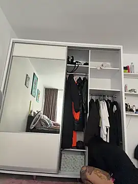 NNNoire online show from January 9, 10:40 am