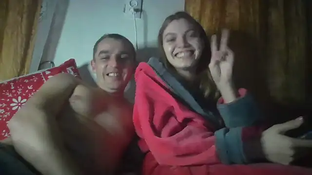 Snapshot of ParaFox chatting on January 4, 8:59 pm ParaFox online show from January 4, 8:59 pm