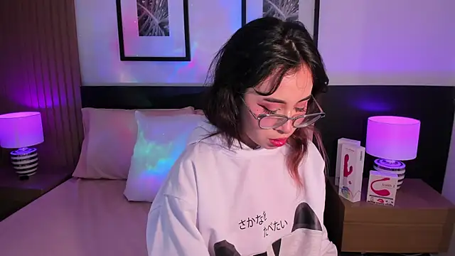 vi anaya online show from October 17, 11:35 am