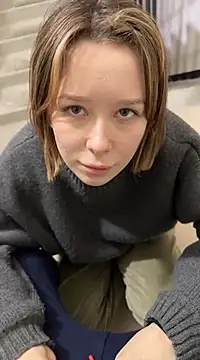 Snapshot of Alexandria_Balenciaga chatting on February 2, 11:42 pm Alexandria Balenciaga online show from February 2, 11:42 pm