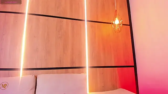 ashlyn parker online show from September 27, 8:14 pm