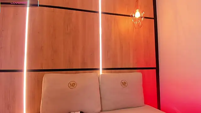 ashlyn parker online show from October 15, 7:14 pm