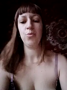 Snapshot of Calibers2932 chatting on March 18, 3:21 pm Calibers2932 online show from March 18, 3:21 pm