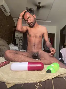 bottomssr online show from April 7, 4:13 am