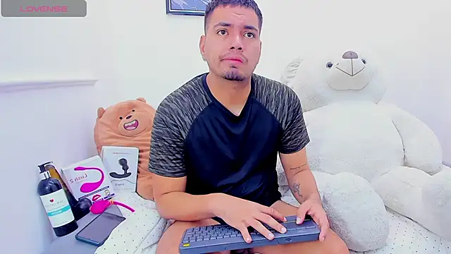 EnriquevillaF online show from February 22, 1:35 pm