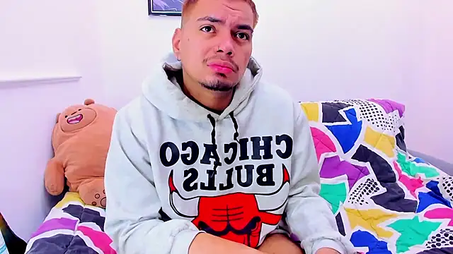 EnriquevillaF online show from March 10, 1:21 pm