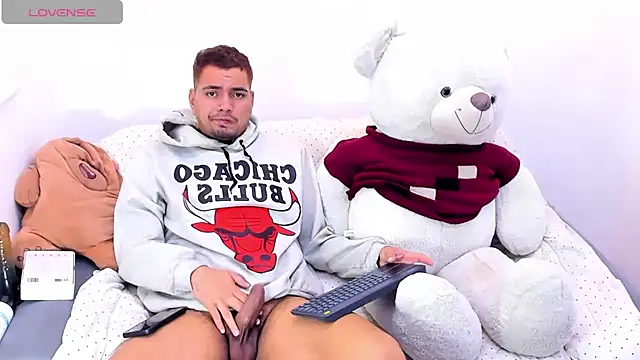 EnriquevillaF online show from March 13, 4:34 pm