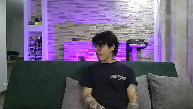 shamelesss  online show from July 29, 11:58 pm
