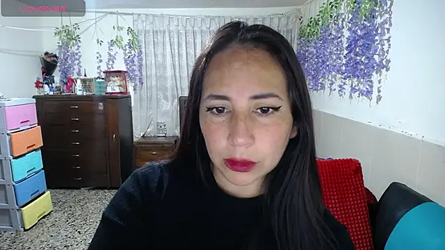 Snapshot of maryrose_03 chatting on February 11, 3:18 pm maryrose 03 online show from February 11, 3:18 pm
