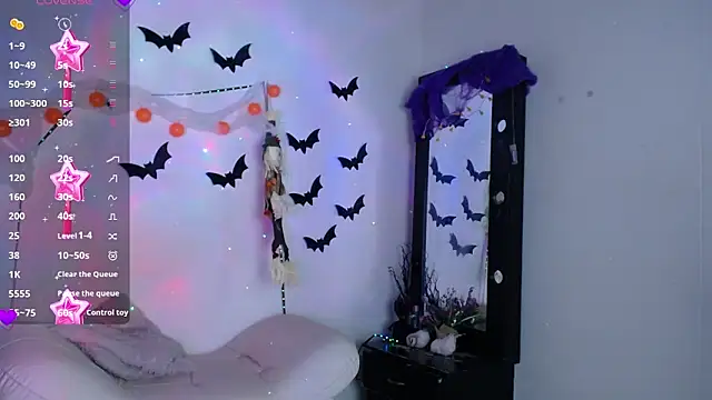 Yorkeidys1 online show from October 31, 4:02 am