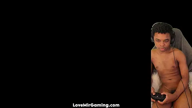 Snapshot of lovemirgaming chatting on September 21, 8:54 pm lovemirgaming online show from September 21, 8:54 pm