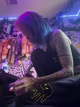 trashbrat online show from July 3, 12:06 am