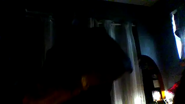 justthetip4209 online show from May 31, 2:02 pm
