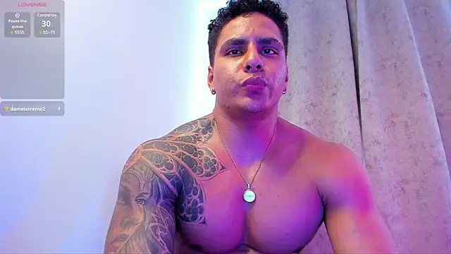 Maximoscott online show from January 27, 6:20 pm