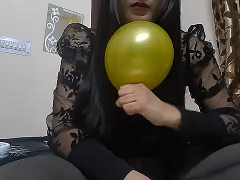 karishma kappur online show from January 21, 2:26 pm