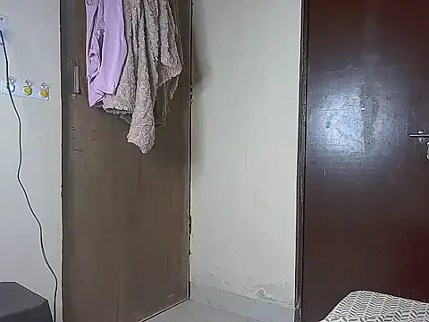 karishma kappur online show from January 31, 6:36 pm