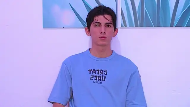 Ana and Leo online show from March 6, 4:03 pm