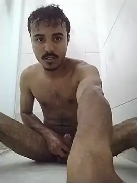 Snapshot of LoboDN00 chatting on May 26, 8:49 pm LoboDN00 online show from May 26, 8:49 pm