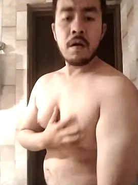 Snapshot of Man456545 chatting on December 17, 8:31 am Man456545 online show from December 17, 8:31 am