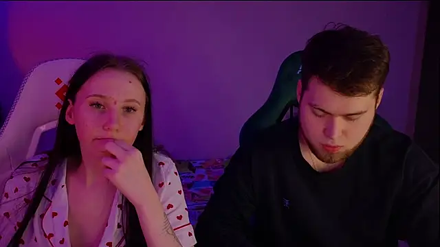 Snapshot of mon_lola chatting on March 15, 11:50 pm mon lola online show from March 15, 11:50 pm