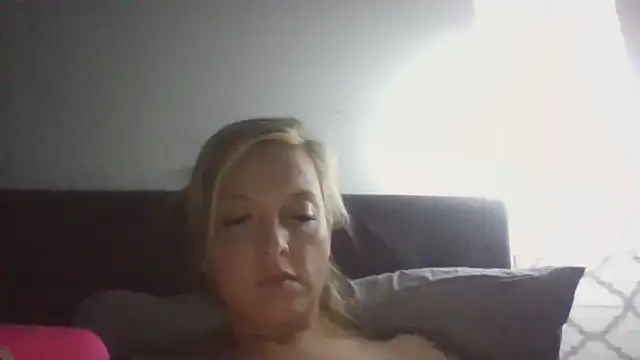 JennaLynn785 online show from January 16, 2:51 am