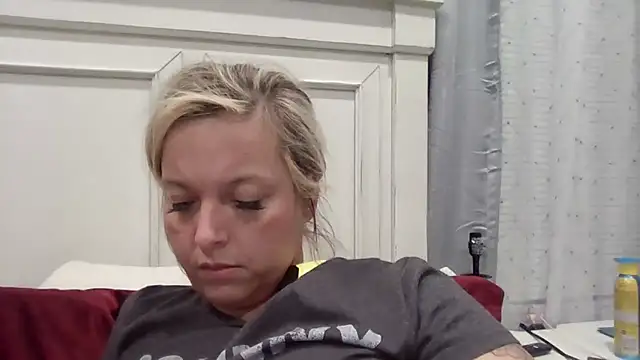 JennaLynn785 online show from January 26, 1:52 am