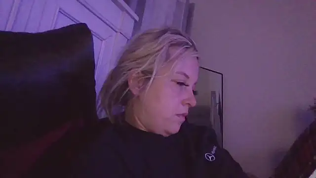 JennaLynn785 online show from January 31, 1:33 am