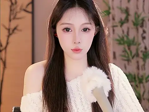 Summer-Momo online show from February 24, 12:16 pm