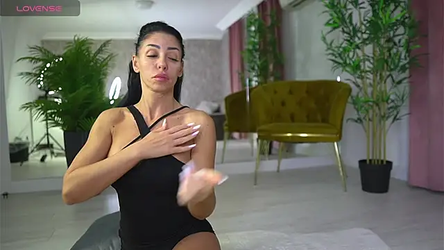 MyaBlack online show from September 26, 3:21 am