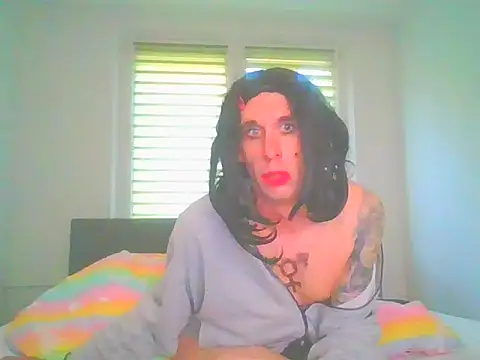 TamaraHardy online show from April 3, 4:43 am