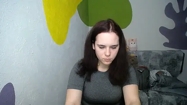 Snapshot of mini_girly chatting on January 18, 10:28 am mini girly online show from January 18, 10:28 am