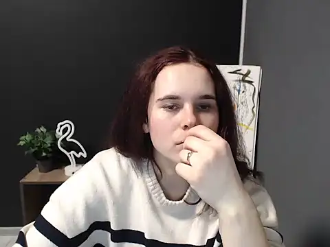 Snapshot of mini_girly chatting on January 21, 2:48 pm mini girly online show from January 21, 2:48 pm