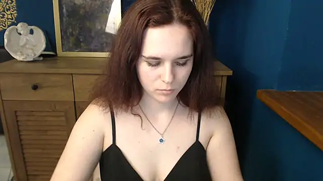 Snapshot of mini_girly chatting on January 31, 1:34 pm mini girly online show from January 31, 1:34 pm