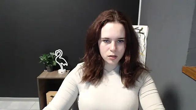 Snapshot of mini_girly chatting on February 10, 1:11 pm mini girly online show from February 10, 1:11 pm