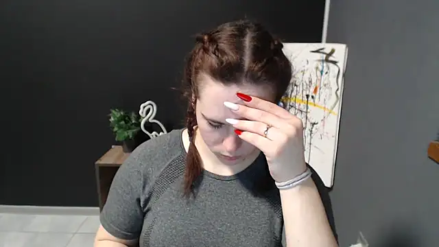 Snapshot of mini_girly chatting on February 21, 1:55 pm mini girly online show from February 21, 1:55 pm