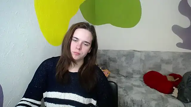 Snapshot of mini_girly chatting on March 19, 12:34 pm mini girly online show from March 19, 12:34 pm