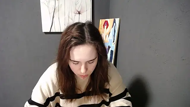 Snapshot of mini_girly chatting on March 20, 7:25 am mini girly online show from March 20, 7:25 am