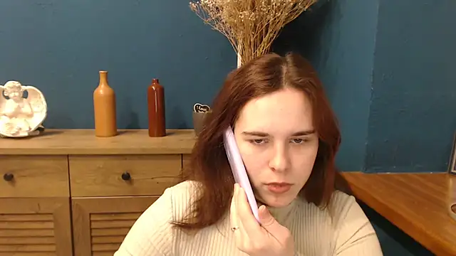 Snapshot of mini_girly chatting on March 21, 9:34 am mini girly online show from March 21, 9:34 am