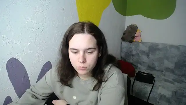 Snapshot of mini_girly chatting on October 28, 1:58 pm mini girly online show from October 28, 1:58 pm