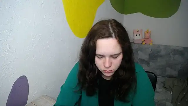 mini girly online show from November 11, 1:33 pm