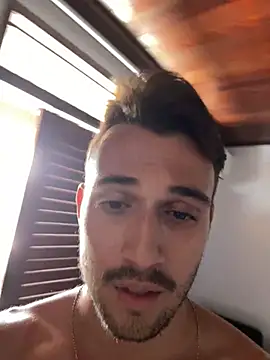 Snapshot of carvalhofelipe chatting on January 6, 2:14 pm carvalhofelipe online show from January 6, 2:14 pm