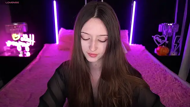 Marmeladkaaa online show from November 9, 2:15 pm